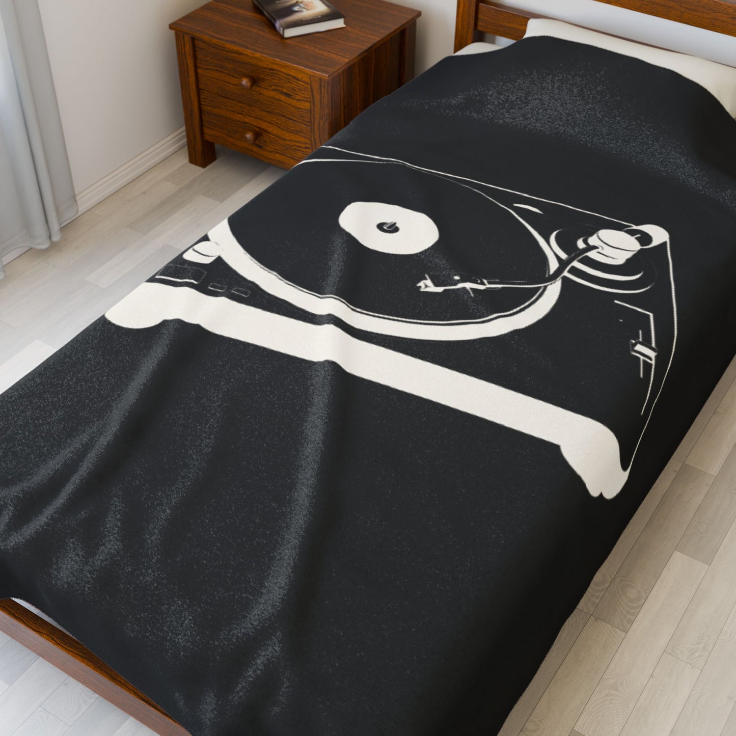 VINYL VIBES Velveteen Plush Blanket – Cozy Gift for Music Lovers, Home Decor, Birthday, Relaxation, Concerts | 2 SIZES