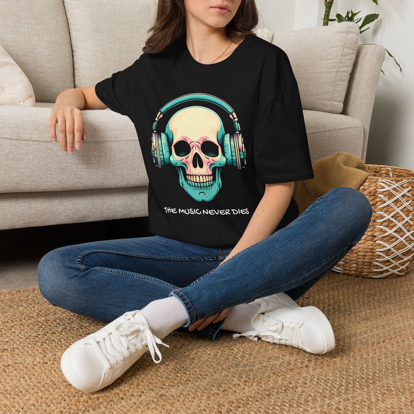SKELETON HEADPHONES       | T-SHIRT - 3 colors - 9 sizes  | The Music Never Dies Graphic Tee