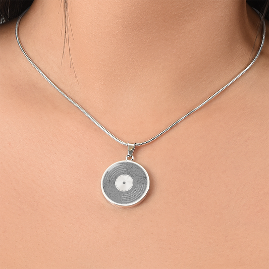 VINYL STATIC | Circle Pendant with Luxury Necklace